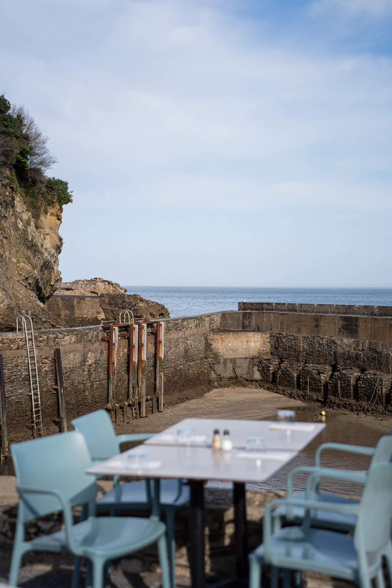 Flou sur premier plan au port de Biarritz — Océane